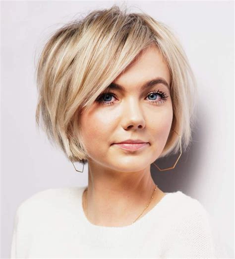 43 Flattering Hairstyles With Side Bangs For Every Face Shape And Length Chin Length Hair Short