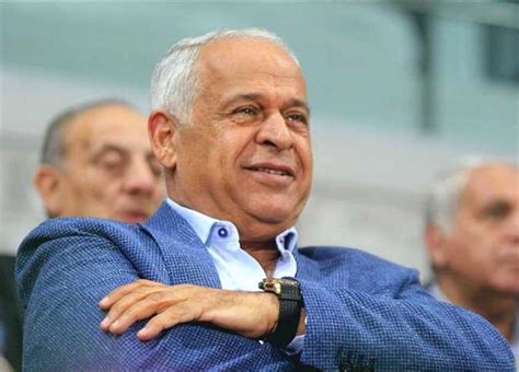 الأندية الجماهيرية كالإسماعيلي والمصري أيضًا تعاقدت مع عدد من اللاعبين وتود التواجد في المربع الذهبي. فرج عامر يطالب بعدم تعيين حكم لقاء الزمالك والمصري في ...