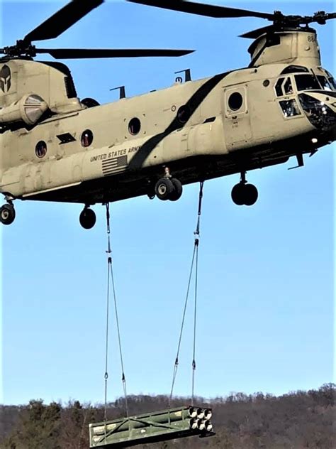 Dvids Images Chinook Helicopter Crew Students Combined For Sling