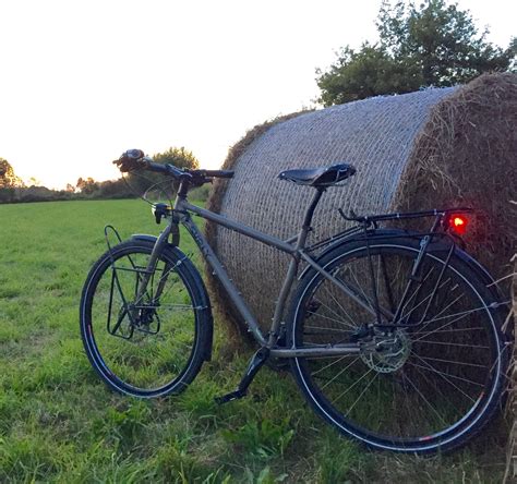 Dabei wird eine strecke ( ab 200 km ) im geschlossenen verband mit einer. Touring or Audax - DCR Wheels