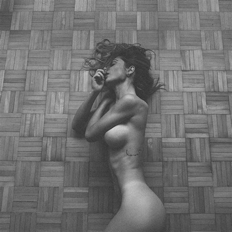 Vanessa Gutierrez Nude Voyeurflash