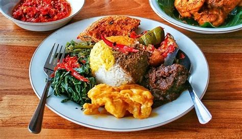 Sesuaikan desain taupun warna interior restoran kalian dengan desain menu makanan. Resep Masakan Padang Praktis, Sederhana, dan Nikmat ...