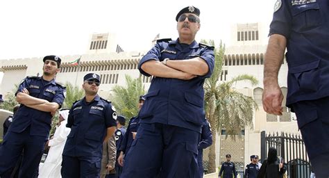 الكويت تحقق مع 500 ضابط وأفراد في الشرطة