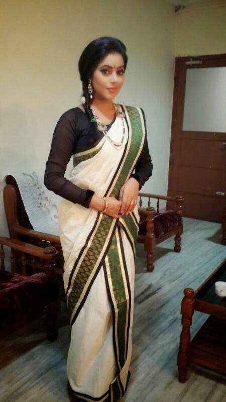 Kerala saree and set mundu matching off white with golden border blouse material. Shamna Kasim in Kerala Set Mundu | Kerala saree, Onam ...