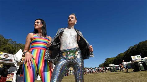 Video The ‘disco Boob’ Trend At Splendour Daily Telegraph