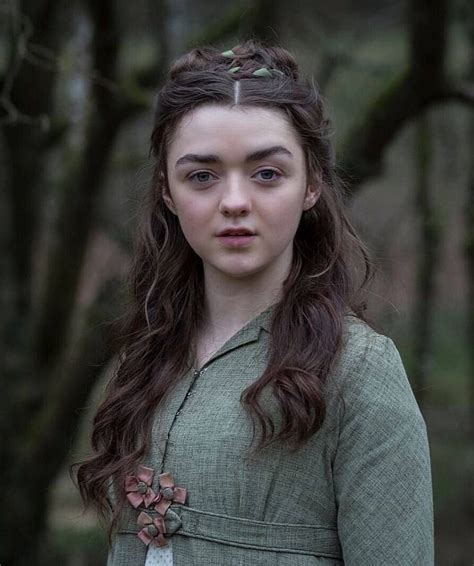 Game Of Thrones On Instagram Lady Arya Stark Emiliaclarke Daenerys Targaryen