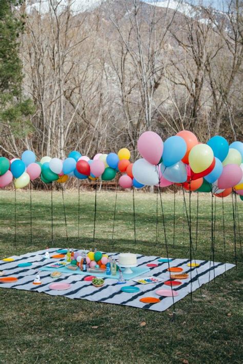 These spring picnic games are simple and fun for kids and adults alike. 9 Easy DIY Ideas for Your Next Outdoor Party | Picnic ...
