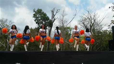 Porristas De Tigres De Quintana Roo Aeroshow Cozumel 2015 Youtube