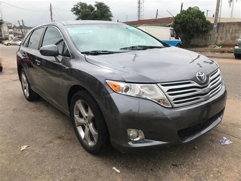 In my area, i can get a venza at around $900 above invoice. Lexus Rx 350 2010 Or Toyota Venza 2010 - Car Talk - Nigeria
