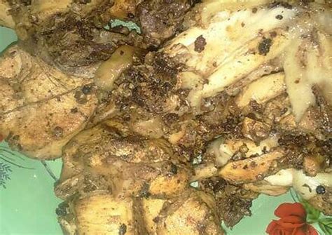 Ayam goreng terasi akan terasa lebih enak jika di santap bersama dengan nasi putih hangat dan ditemani minuman yang dingin seperti es teh manis. Resep Ayam goreng jahe dan sambal minyak oleh Pita Dewi ...