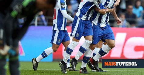 Maisfutebol.iol.pt é um jornal online: FC Porto-Rio Ave, 4-2 (resultado final) | MAISFUTEBOL