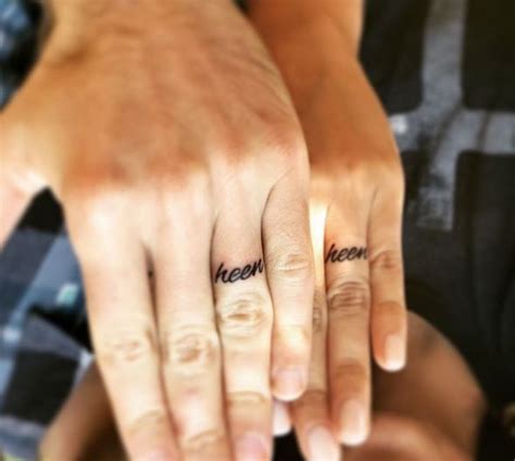 50 Matching Wedding Ring Tattoos On Finger 2018 Tattoosboygirl
