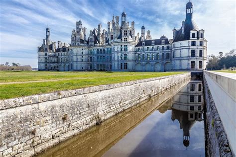 the 10 most stunning castles of france all about french