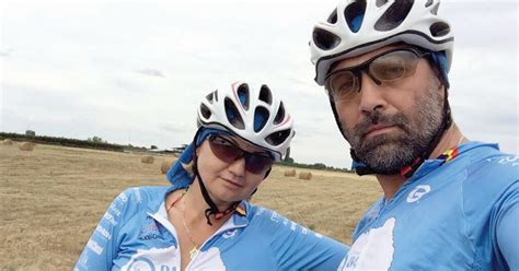 Povestea Uluitoare A Diabeticei Care Face Turul României Cu Bicicleta Adună Bani Pentru Copiii
