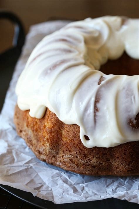 I was trying to do my best with combining a cinnamon roll and my family favorite pound cake recipe together, and i think i did it perfectly. Cinnamon Roll Pound Cake | Cinnamon Cake Recipe