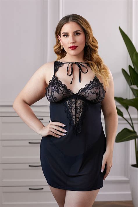Lace Splicing Mesh Plus Size Lingerie Attached With A Thong This Plus