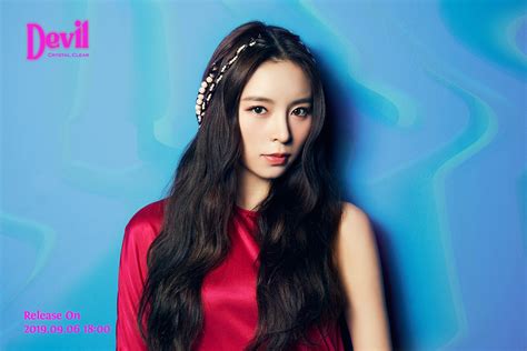 They are famous for being a group that did. Elkie CLC Ajukan Pemutusan Kontrak Dengan Cube ...
