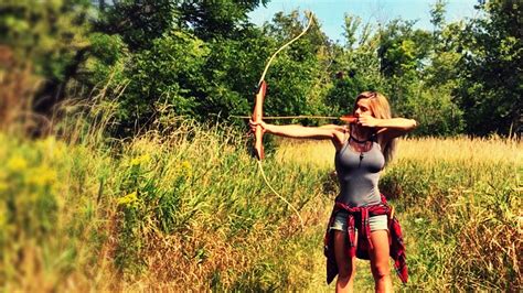 Meet Melissa Miller From Discovery Channels Naked And Afraid Hunttested