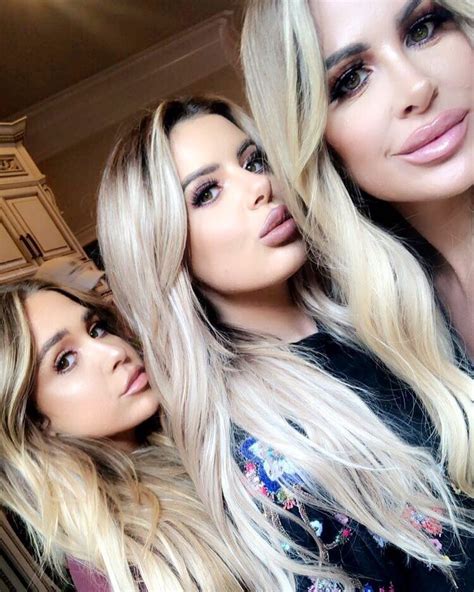 Every Time Kim Zolciak Has Twinned With Daughters Brielle And Ariana E Online Ap