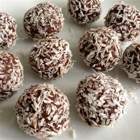 Melfy Cooks Healthy Dark Chocolate Coconut Truffles
