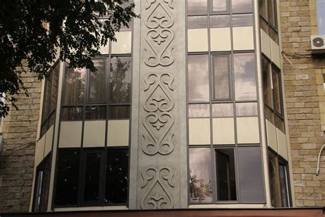 Mengenal Pesona Ornamen Elemen Dekoratif Pada Arsitektur Bangunan
