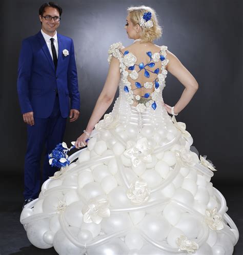 Https://tommynaija.com/wedding/balloon Wedding Dress Fashion Show