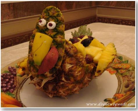Looking to add some fresh vegetables to your thanksgiving spread? DIY Newlyweds: DIY Home Decorating Ideas & Projects: Thanksgiving Turkey Shaped Fruit Salad