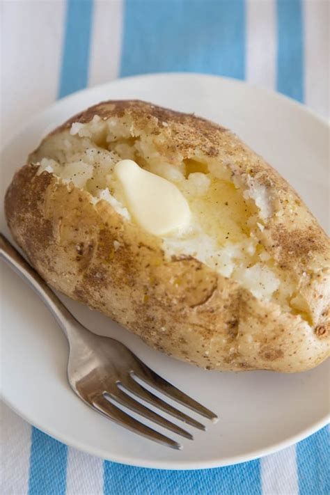 Bake the potatoes at 400° f for about 1 ½ to 2 hours, depending on your oven. How To Bake a Potato in the Microwave | Recipe | Microwave ...