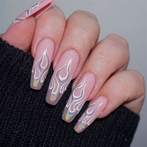 On Instagram “reklame 𝔒𝔫 𝔉𝔦𝔯𝔢 🔥 Swipe For Thumb Glitter Nails Acr