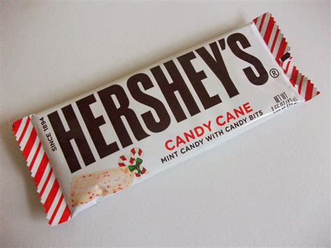 Hersheys Mint Candy Cane Bar With Candy Bits Review