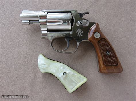 1971 Smith And Wesson Model 36 Chiefs Special 38 Spl Revolver In Nickel