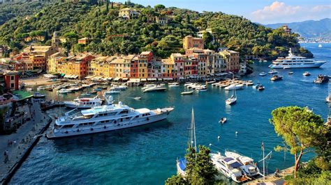 L' italia è uno stato dell' europa meridionale. Miasteczko, Portofino, Morze, Jachty, Łodzie, Wzgórza, Włochy