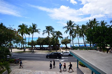 Review Aston Waikiki Circle Hotel Ocean Front