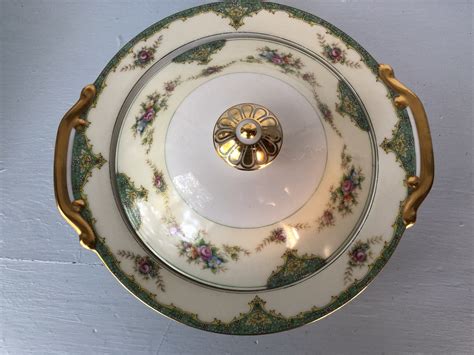 Vintage noritake finale saucer floral pattern 7213 replacement japan panchosporch noritake does not participate in setting pricing on vintage/retired patterns. Vintage Meito China Pink Rose Gold Trim Covered Casserole ...