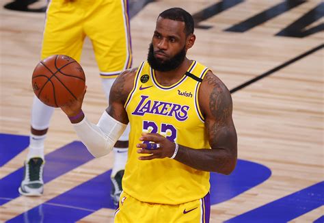 LeBron James Was Not Happy With How His Lakers Teammates Acted On The Bench At The End Of Game 1 