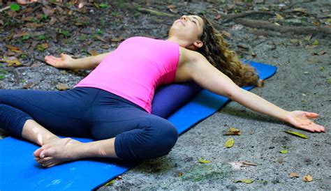 How To Strengthen Pelvic Muscles With Yoga