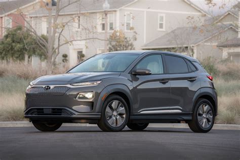 The height, measured from the ground to the top of the car, ranges from 1550mm to 1555mm depending on the variant. 2019 Hyundai Kona Electric nearly matches Tesla with its ...