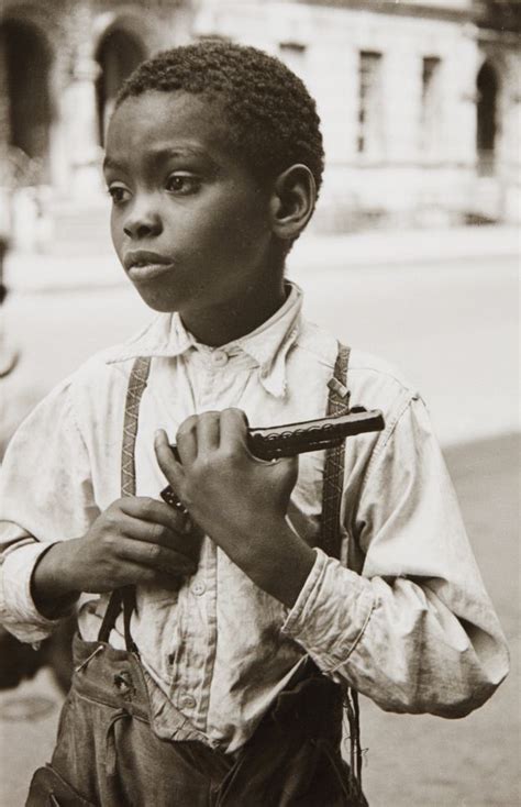 Helen Levitt ‘new York City Young Boy 1942 Helen Levitt Street