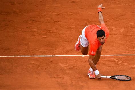 To start, the match was played in the equivalent of a wind. Roland Garros 2019: Djokovic - Thiem: Resumen, resultados ...