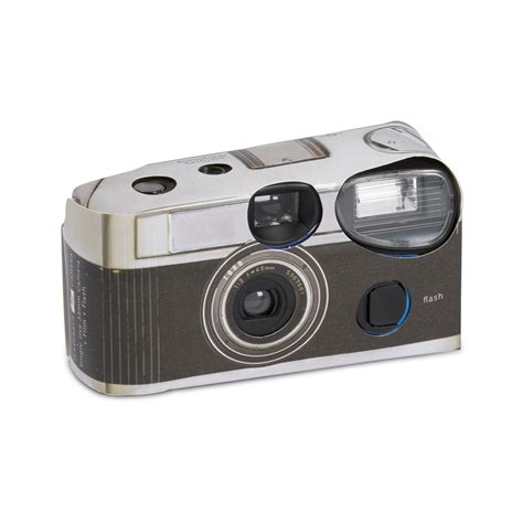 Vintage cameras always make for great display items in your home and can even be useful as seen in the photo above. Single Use Camera - Vintage Design - Confetti.co.uk