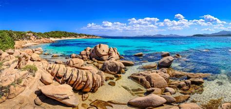 Como a costa esmeralda concentra as praias mais tops da sardenha, dos 12 dias de viagem pela ilha, resolvi reservar 5 dias pra explorar essa região. Los 10 lugares de Costa Esmeralda que no puedes perderte
