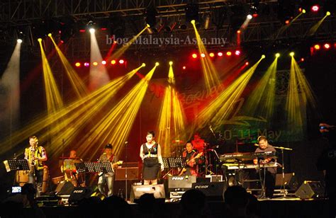 In june 2018, reuters institute's digital news report 2018 ranked the borneo post third in terms of brand trust of users of the brand behind first placed astro awani and. The Borneo Jazz Festival 2013 in Miri. More info on : http ...