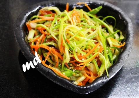 Julienne Zucchini And Carrot Salad Recipe By Medha Devdas Cookpad