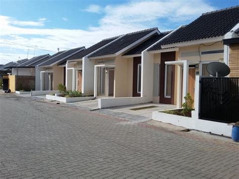 Oleh karena itu, sebelum melakukan jual beli rumah, pahami dulu enam hal semua urusan teknis jual beli rumah di atas sudah mengikuti prosedur jual beli rumah pada umumnya. Begini Cara Menghitung Biaya Jual Beli Rumah KPR - WIKIPIE ...