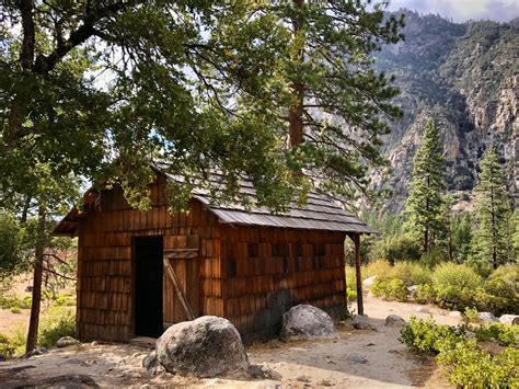 Actually, i know californians who have never heard of the park even though it is adjacent and operated jointly with sequoia. Kings Canyon National Park: What to See in One Day