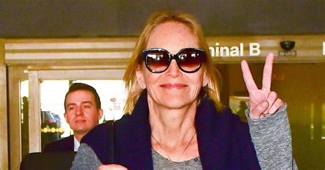 Born on march 19, 1958, in meadville, pennsylvania, sharon stone worked as a model before launching into films, landing roles in features like. Exclusif - Sharon Stone arrive à l'aéroport de LAX, Los ...