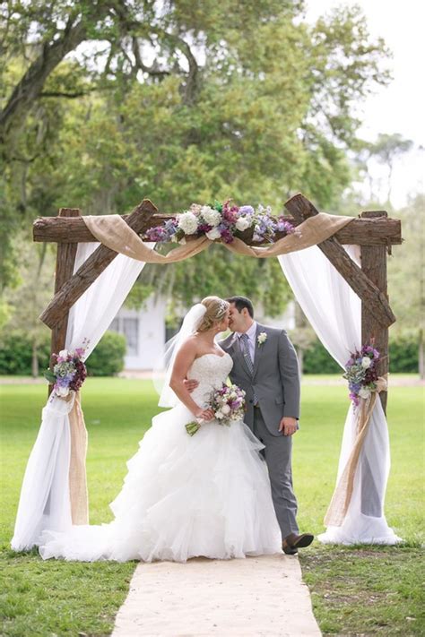 25 Chic And Easy Rustic Wedding Arch Altar Ideas For Diy Brides Artofit