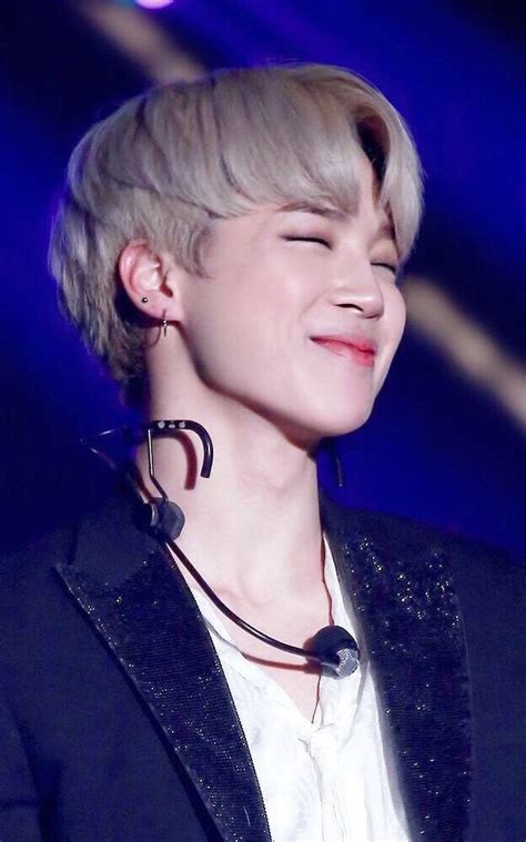정국 과 같은 부산광역시 출신 부산 사나이. BTS 방탄소년단 지민 연예인 실물 모먼트 짤털 #JIMIN