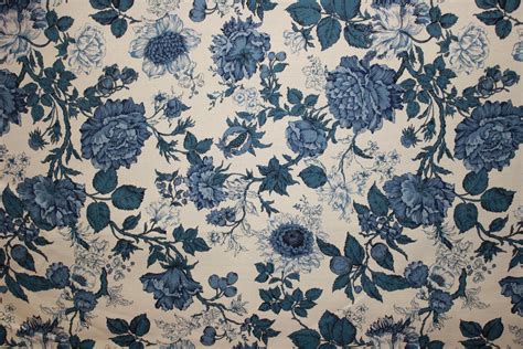 Floral Print Fabrics From The Uk White Floral Fabric Here It Is