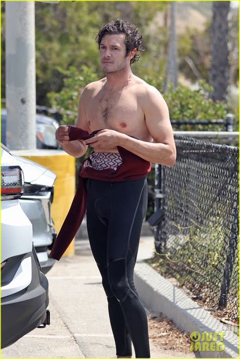 Photo Adam Brody Shirtless Surfing With Leighton Meester 13 Photo